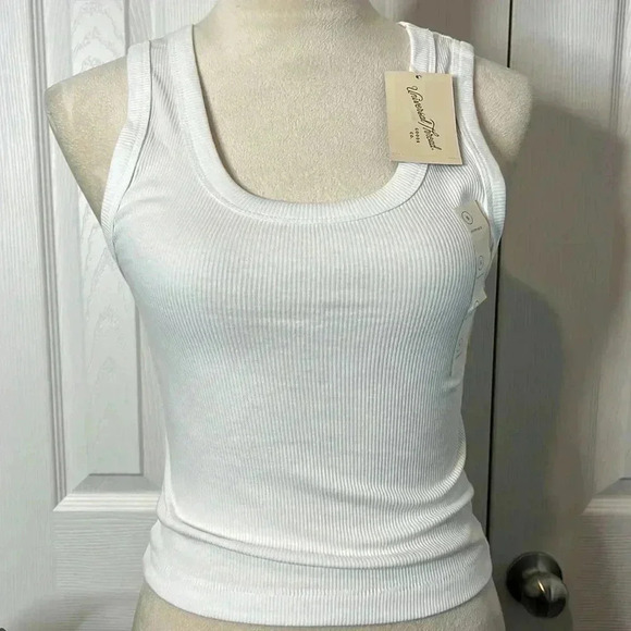 Universal Thread - Womens Slim Fit Ribbed Shrunken Tank Various Sizes - Picture 4 of 9